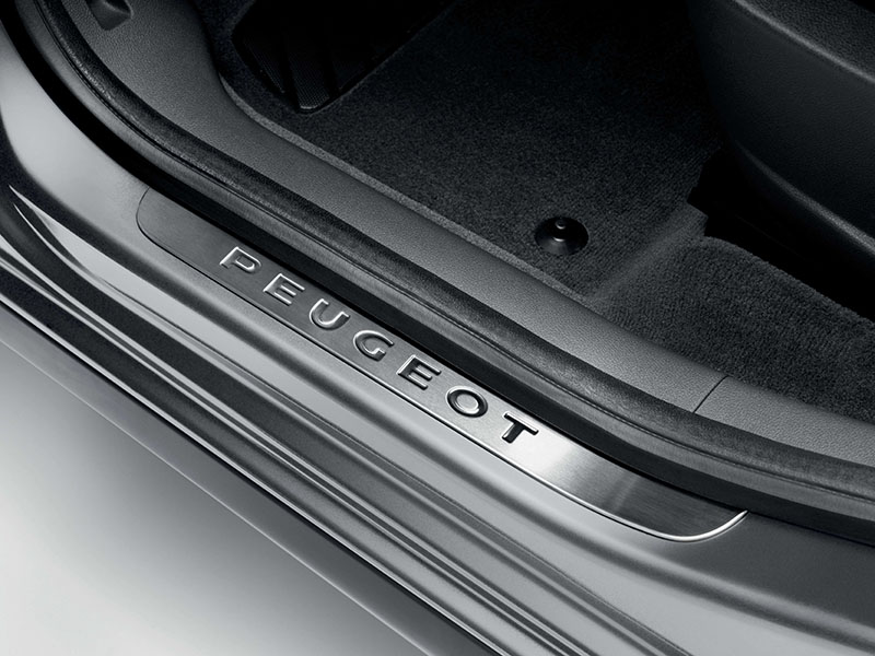 PEUGEOT Door sill trims (Backlit) // Front
